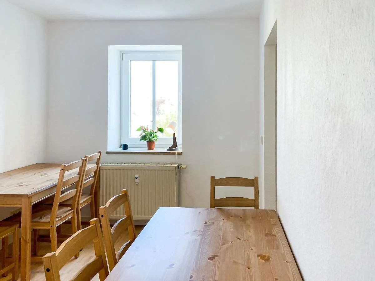 Sali-Homes- Grosse Und Helle Wohnung - 6 Betten Leipzig 0*,  Germany
